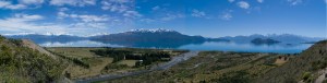 Vista across Lago Carrera