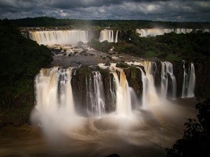 waterfalls from brasilian side